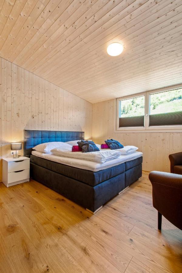 Haus Berghof Acomodação com café da manhã Schröcken Exterior foto