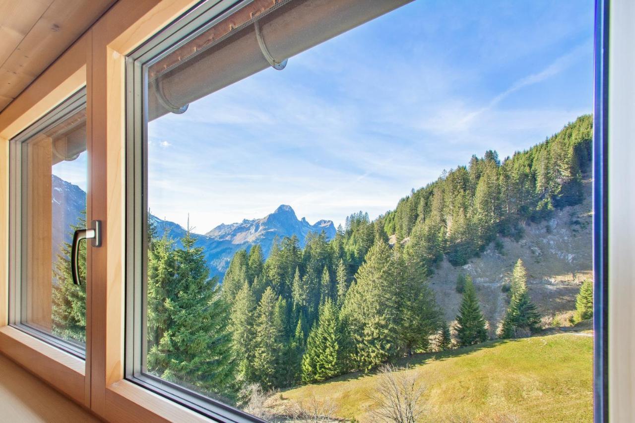 Haus Berghof Acomodação com café da manhã Schröcken Exterior foto